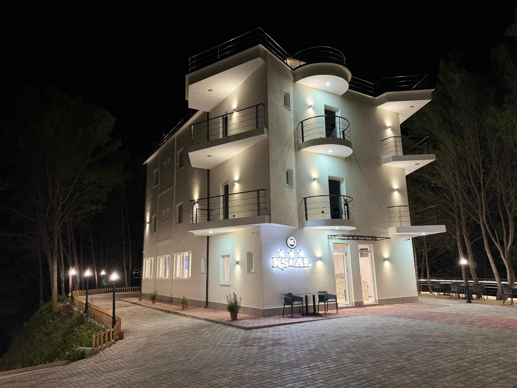 Hotel Kseal Përmet Zewnętrze zdjęcie