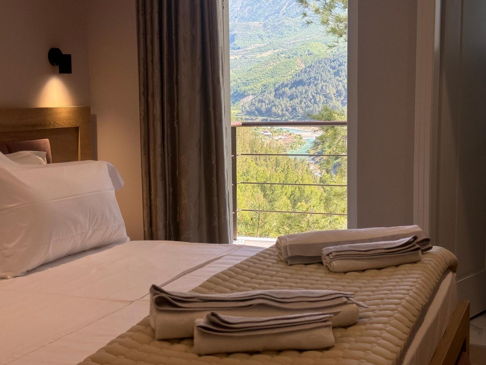 Hotel Kseal Përmet Zewnętrze zdjęcie